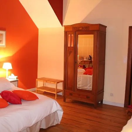 Au Crapaud فندق مبيت وإفطار 3*