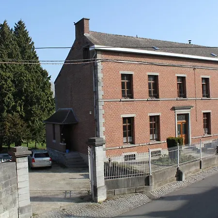 فندق مبيت وإفطار Au Crapaud 3*